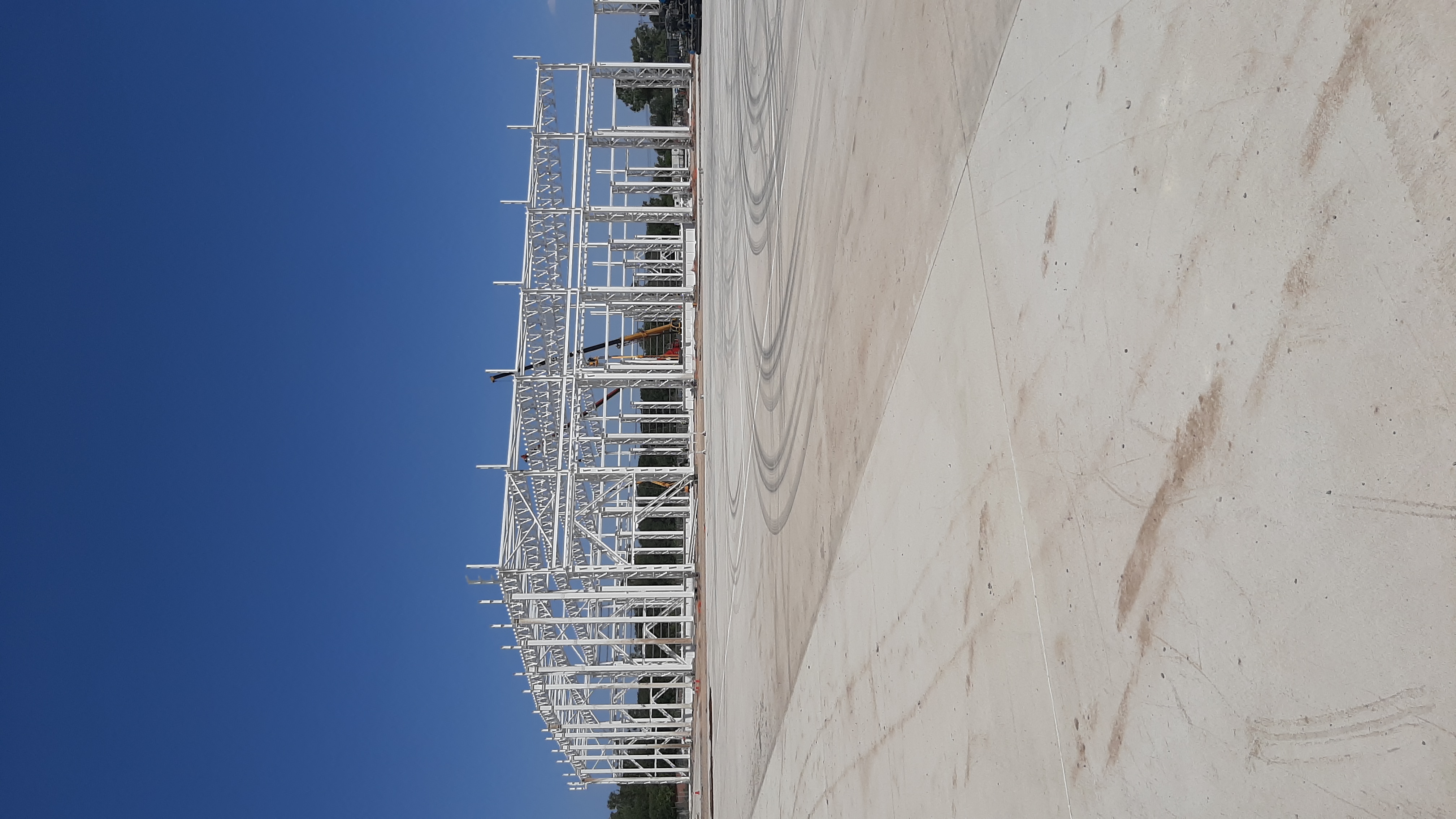 Estructura industrial en altura